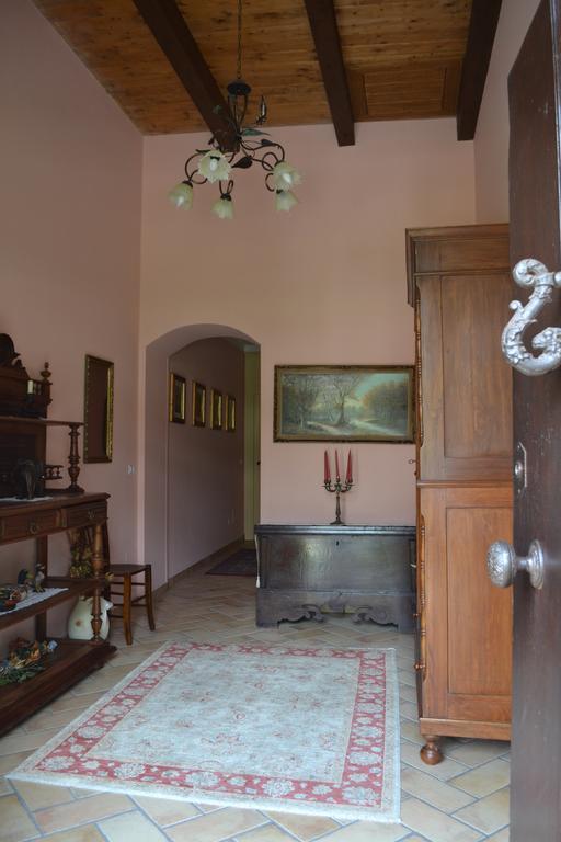 Agriturismo La Palazza 살라 콘실리나 외부 사진
