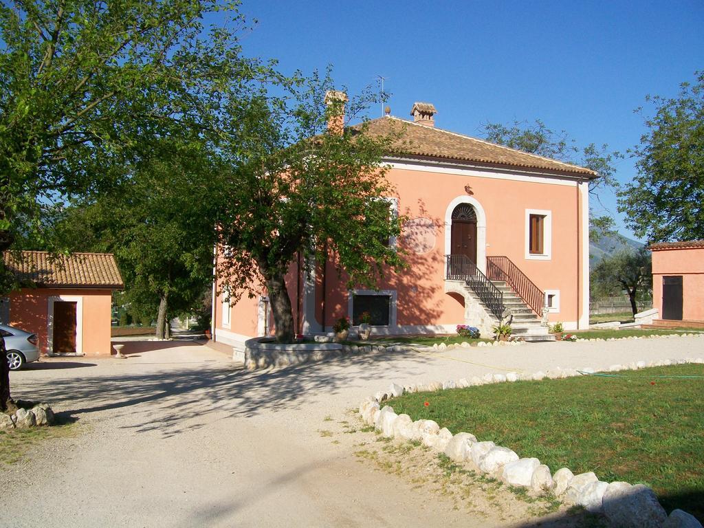 Agriturismo La Palazza 살라 콘실리나 외부 사진