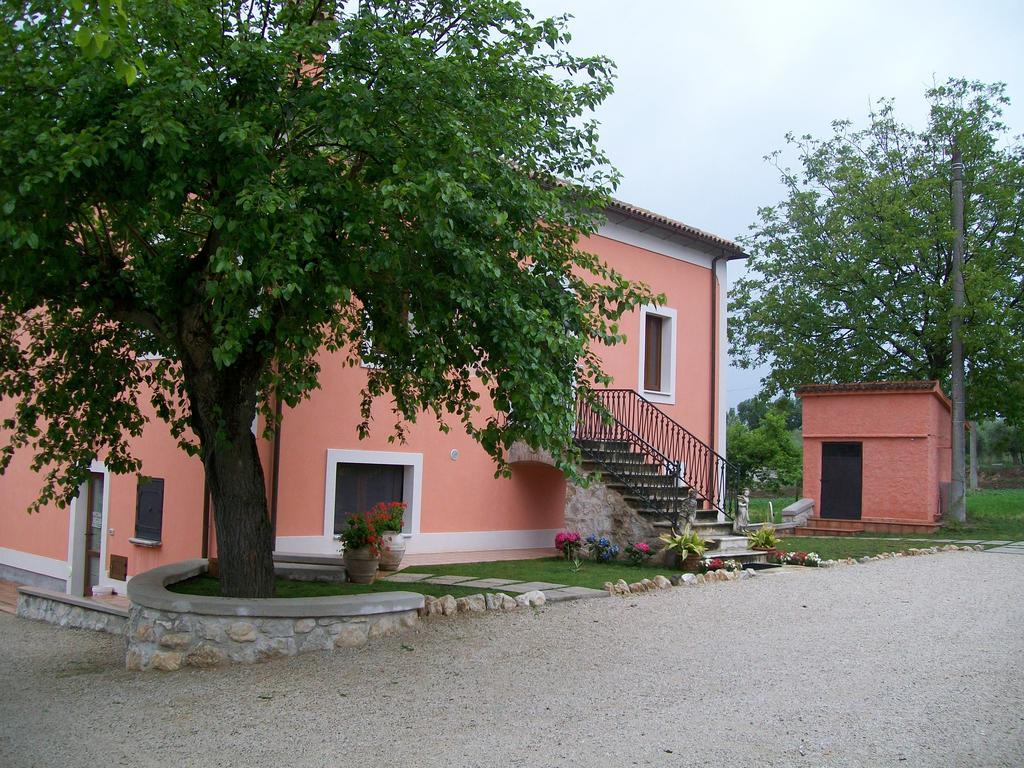 Agriturismo La Palazza 살라 콘실리나 외부 사진