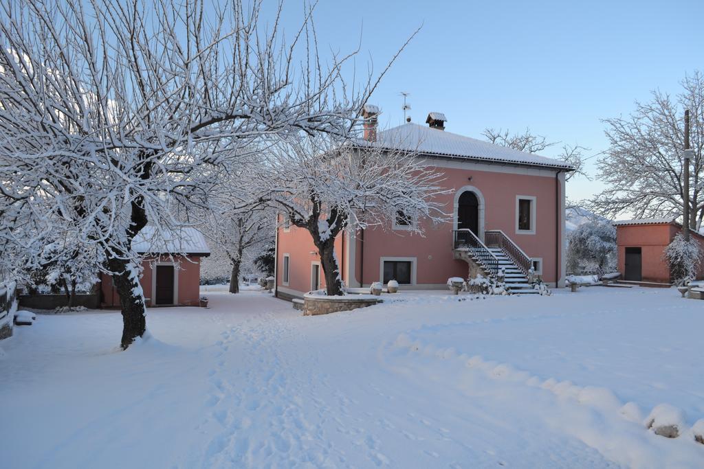 Agriturismo La Palazza 살라 콘실리나 외부 사진