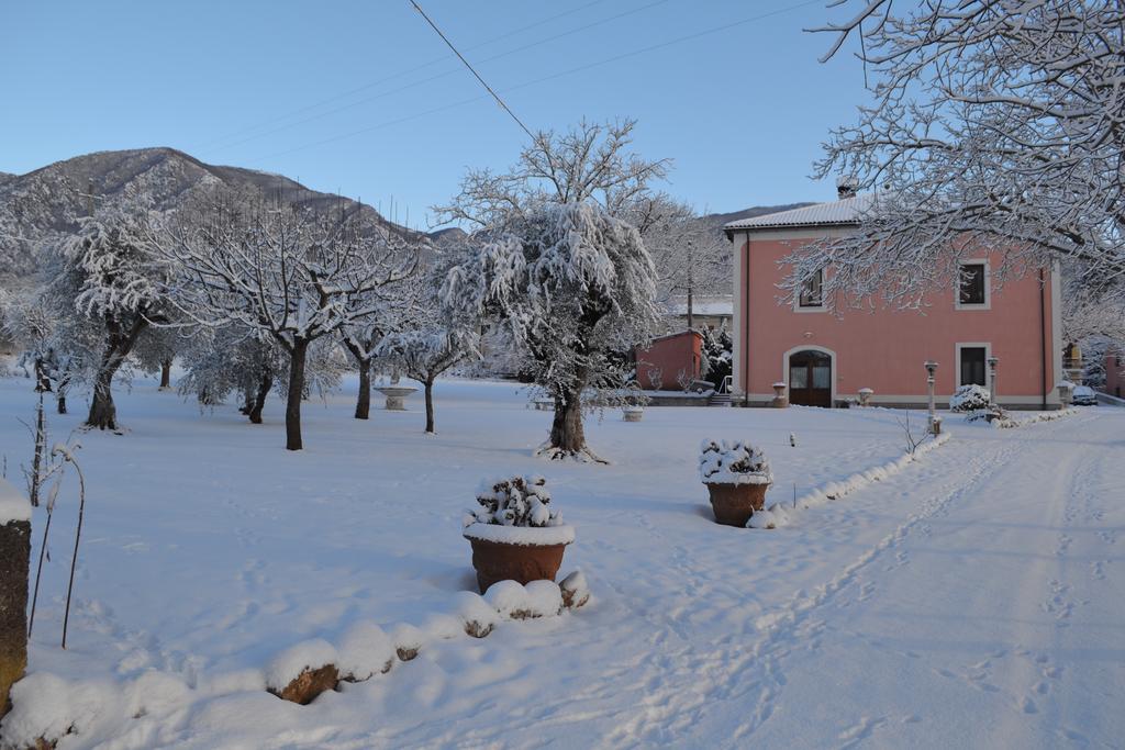 Agriturismo La Palazza 살라 콘실리나 외부 사진
