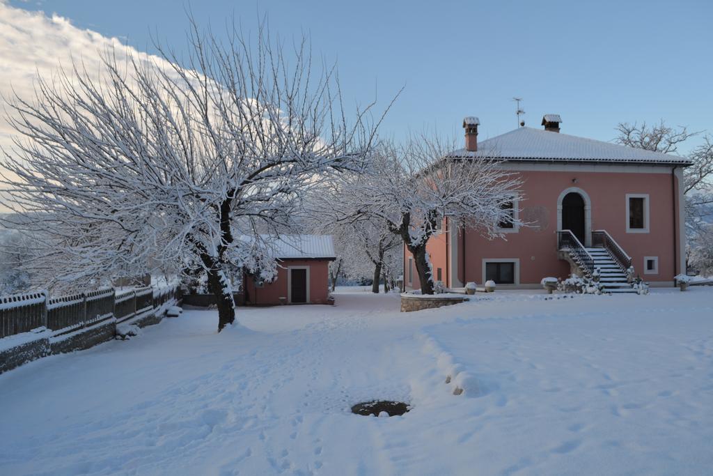 Agriturismo La Palazza 살라 콘실리나 외부 사진