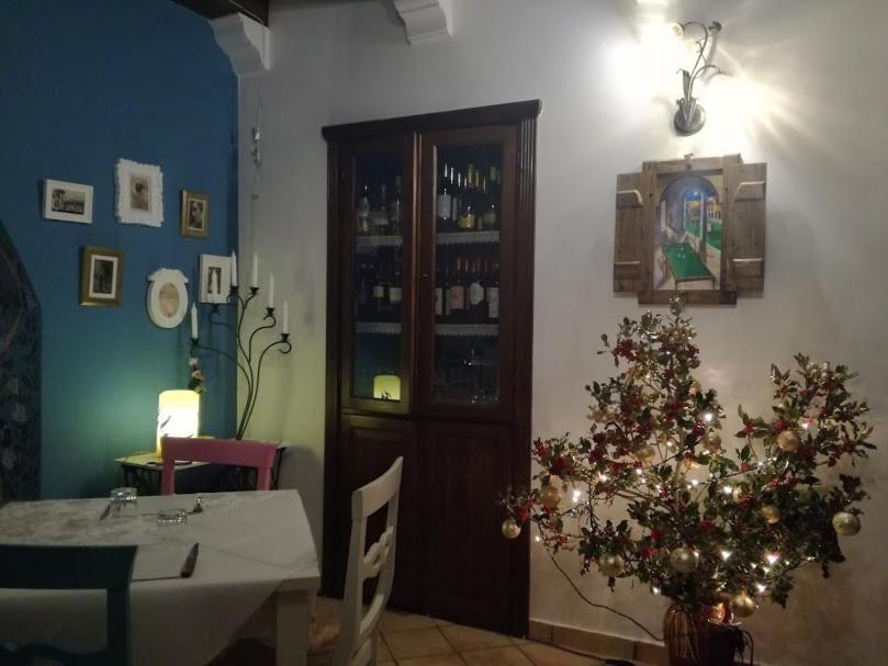 Agriturismo La Palazza 살라 콘실리나 외부 사진